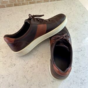 ECCO Brown Leather Casual Sneakers | Men’s 10